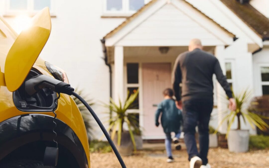 Villanyautód van? Akkor nemsokára napelemed is lehet!